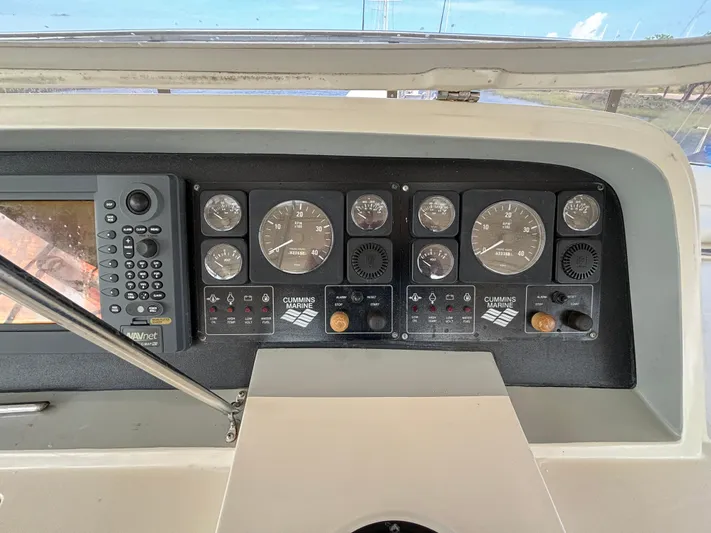 Andiamo Yacht Photos Pics 