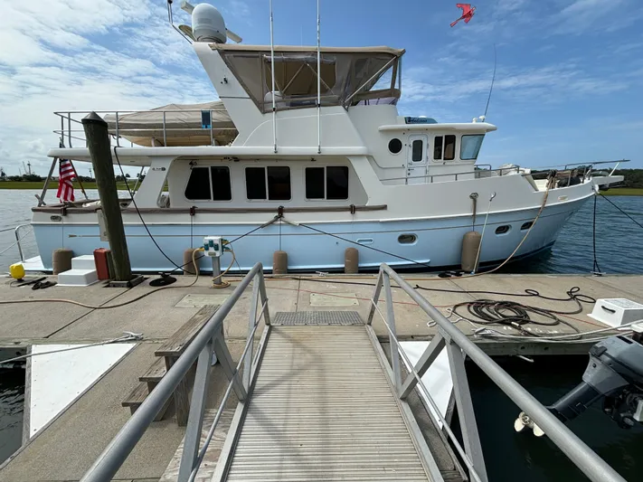 Andiamo Yacht Photos Pics 