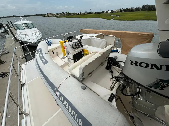 Andiamo Yacht Photos Pics 