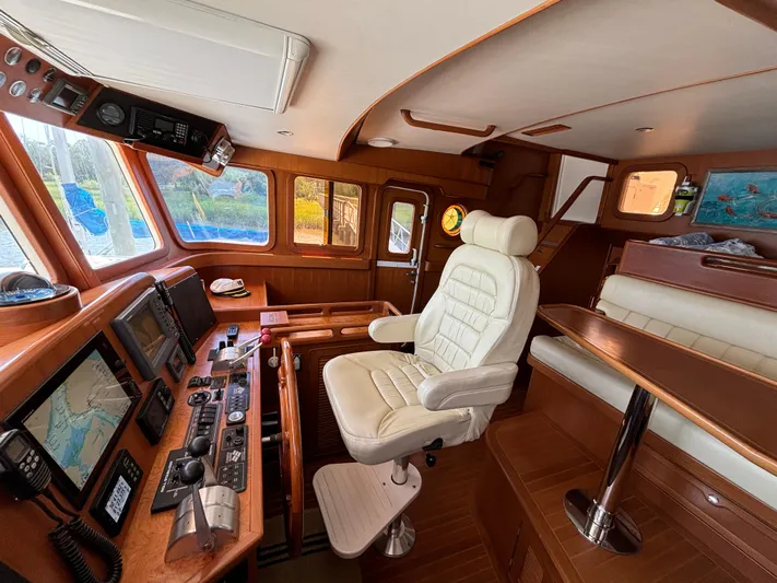 Andiamo Yacht Photos Pics 