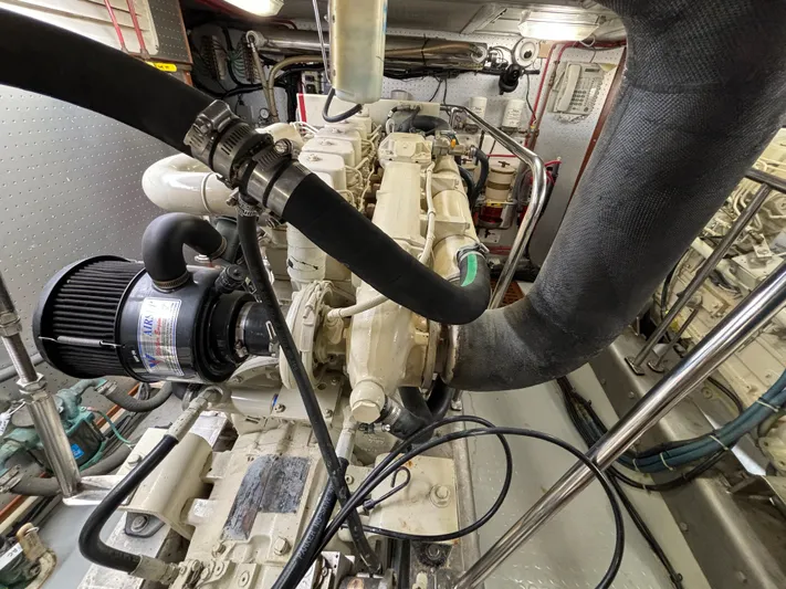 Andiamo Yacht Photos Pics 