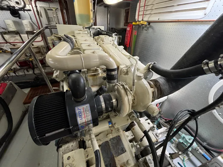 Andiamo Yacht Photos Pics 