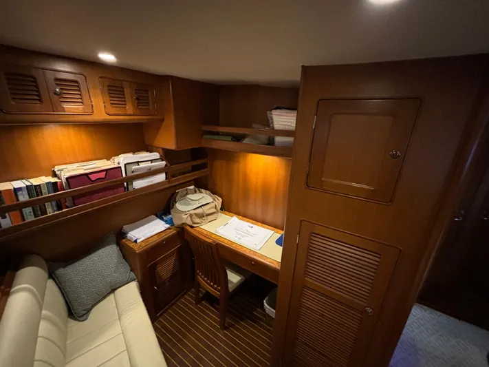 Andiamo Yacht Photos Pics 