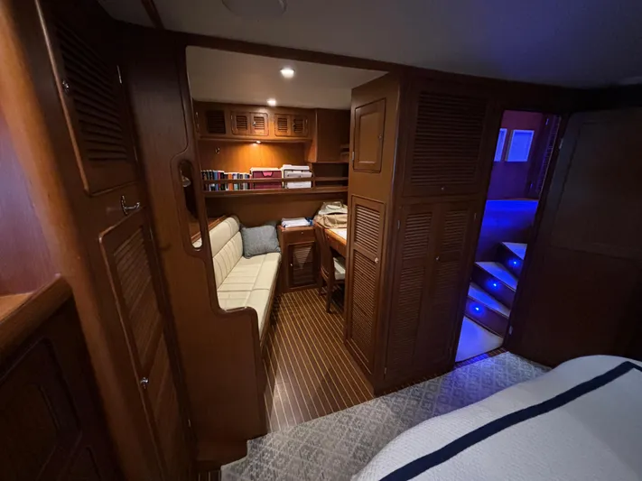 Andiamo Yacht Photos Pics 