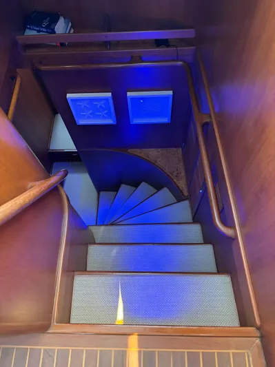 Andiamo Yacht Photos Pics 