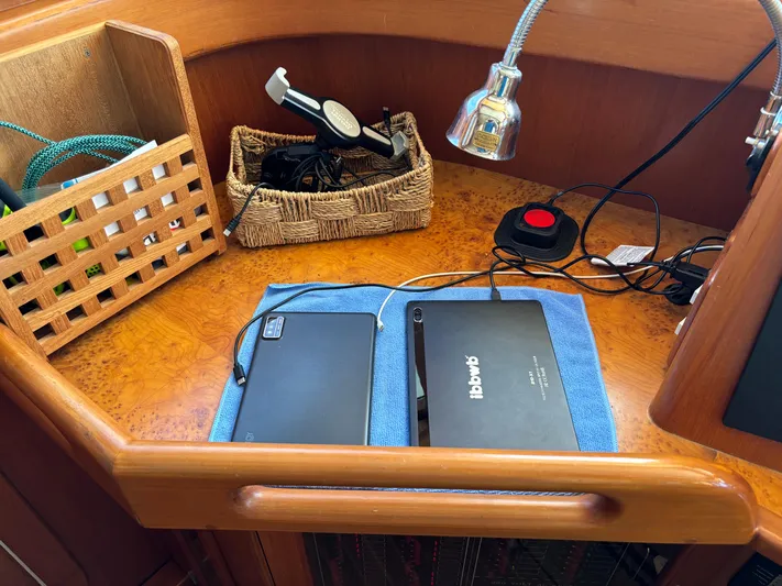 Andiamo Yacht Photos Pics 