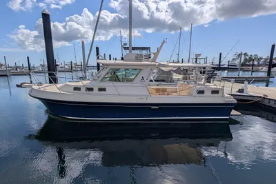 2004 Albin 30 Family Cruiser