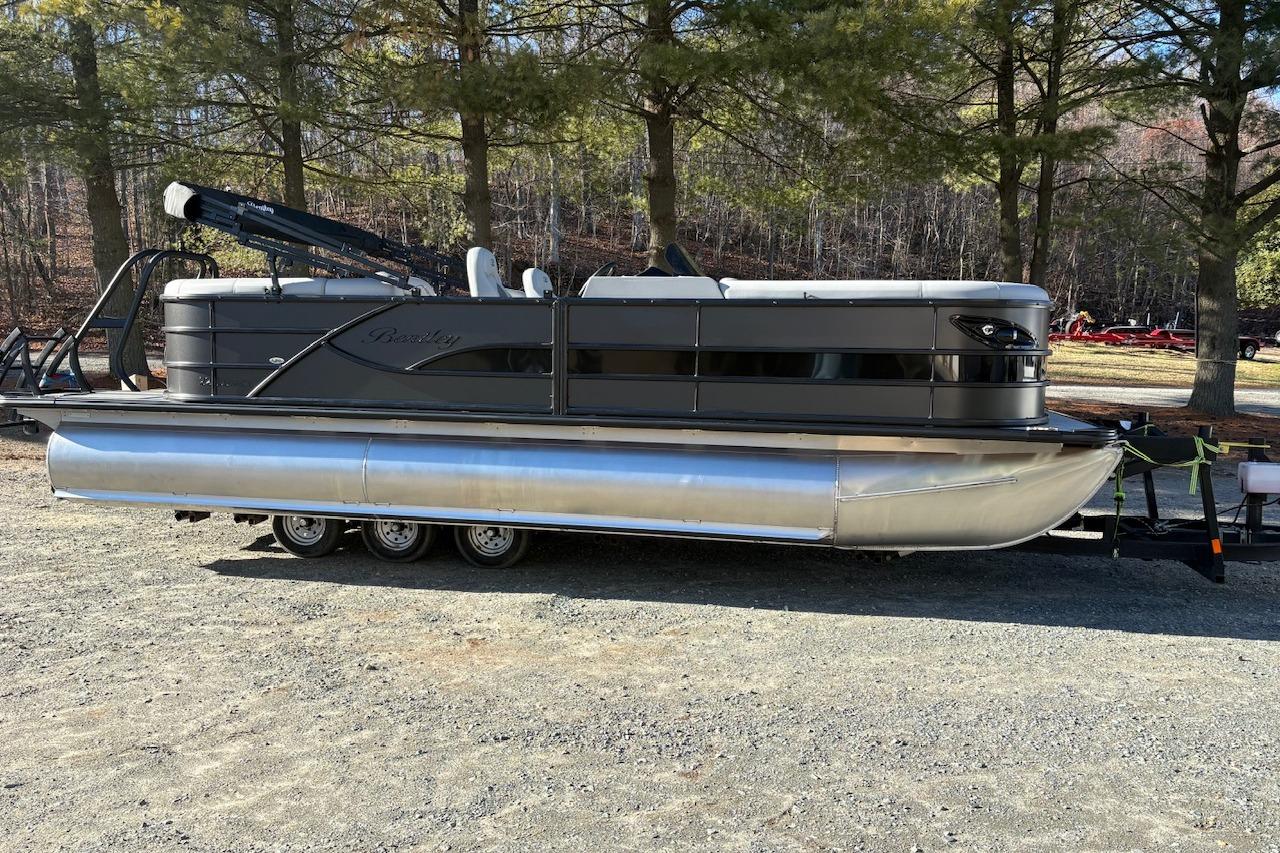 Bentley Pontoons 223 NAVIGATOR