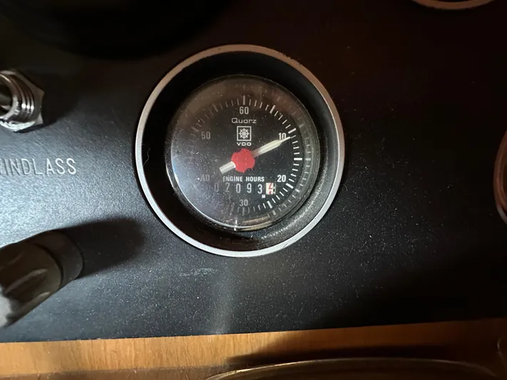  Yacht Photos Pics Engine hour meter reading 7934 on 1987 Ocean Alexander 46 Cockpit Motor Yacht.