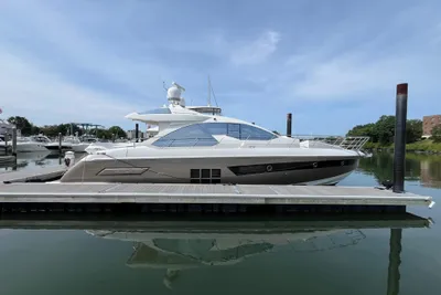 Azimut 55S