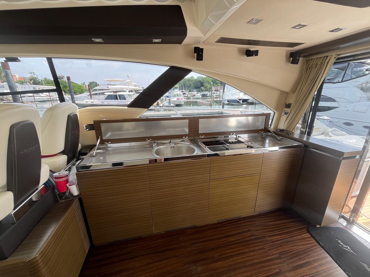 2014 Azimut 55 