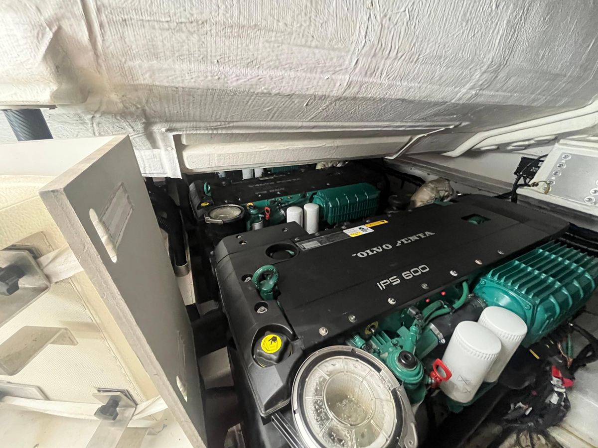 2014 Azimut 55 