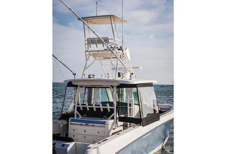  Yacht Photos Pics Manufacturer Provided Image