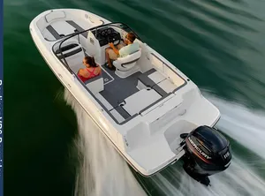 2024 Bayliner VR4 Bowrider Outboard mit 115PS