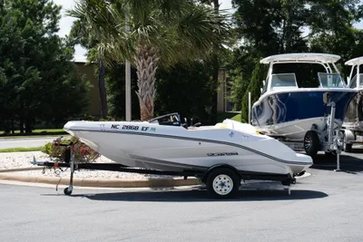 Scarab 165 G