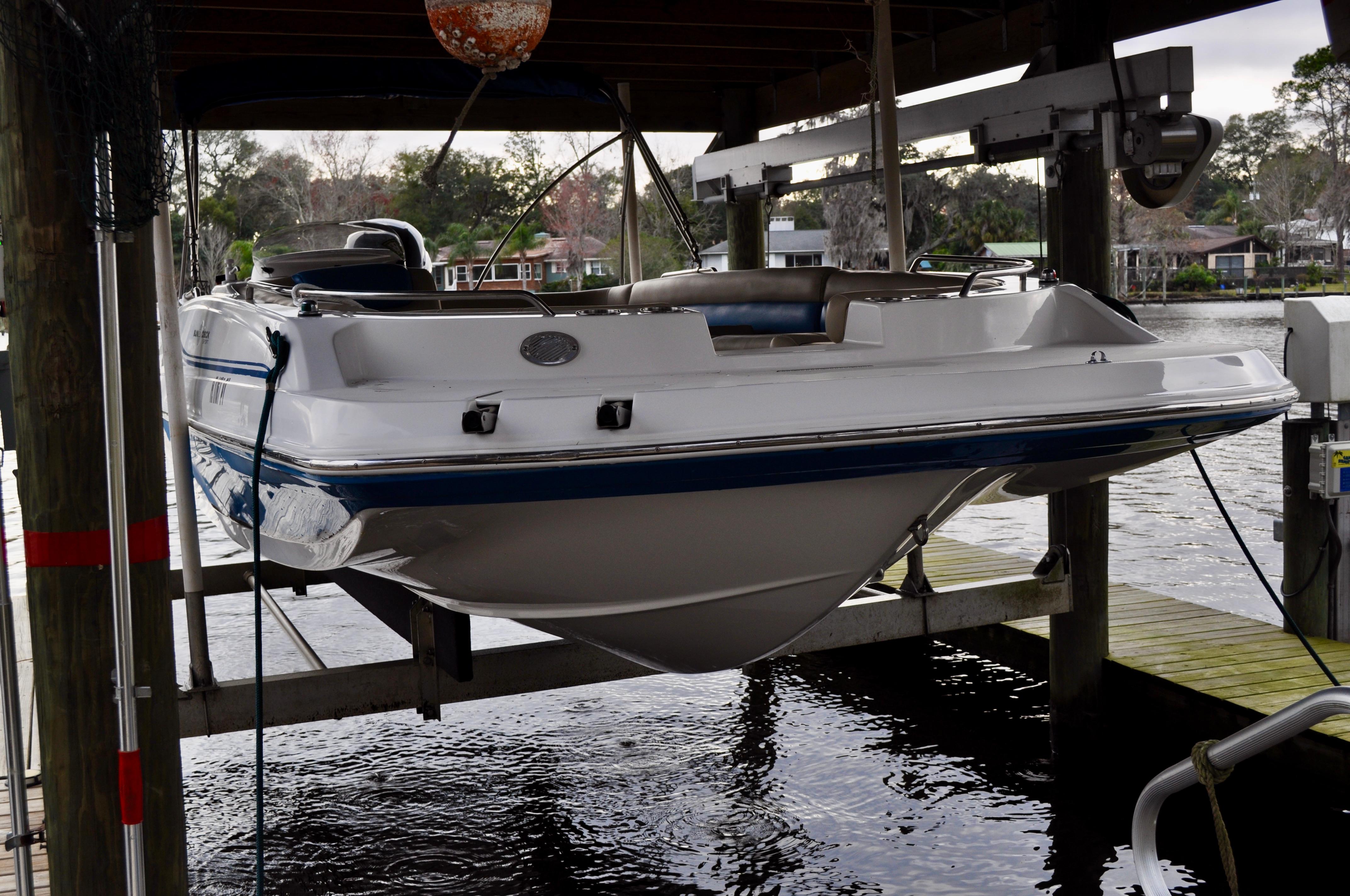 2015 Hurricane SunDeck Sport 201 OB Deck for sale - YachtWorld