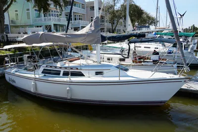 Catalina 28