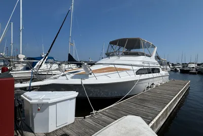 Carver 380 Santego