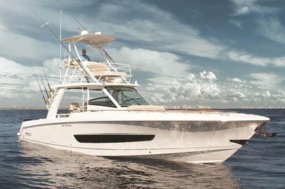 Yacht