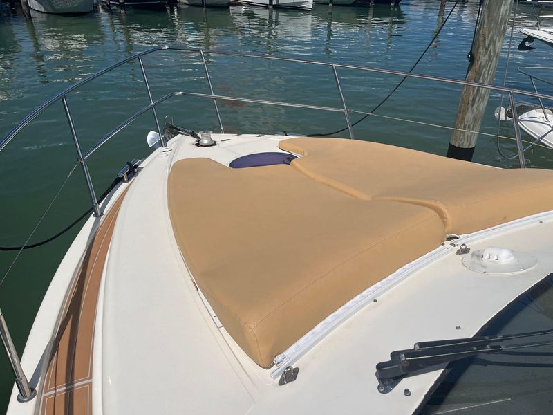 2004 Azimut 39