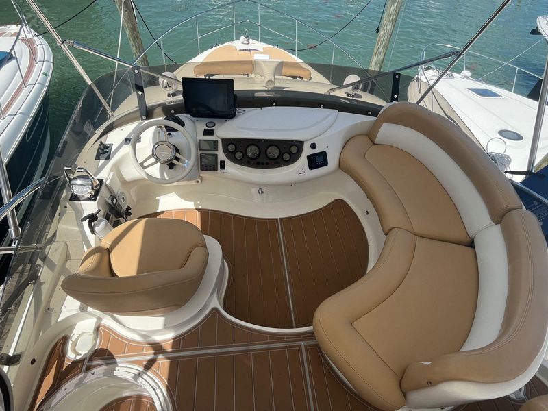 2004 Azimut 39