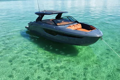 Cruisers Yachts 38 GLS OB