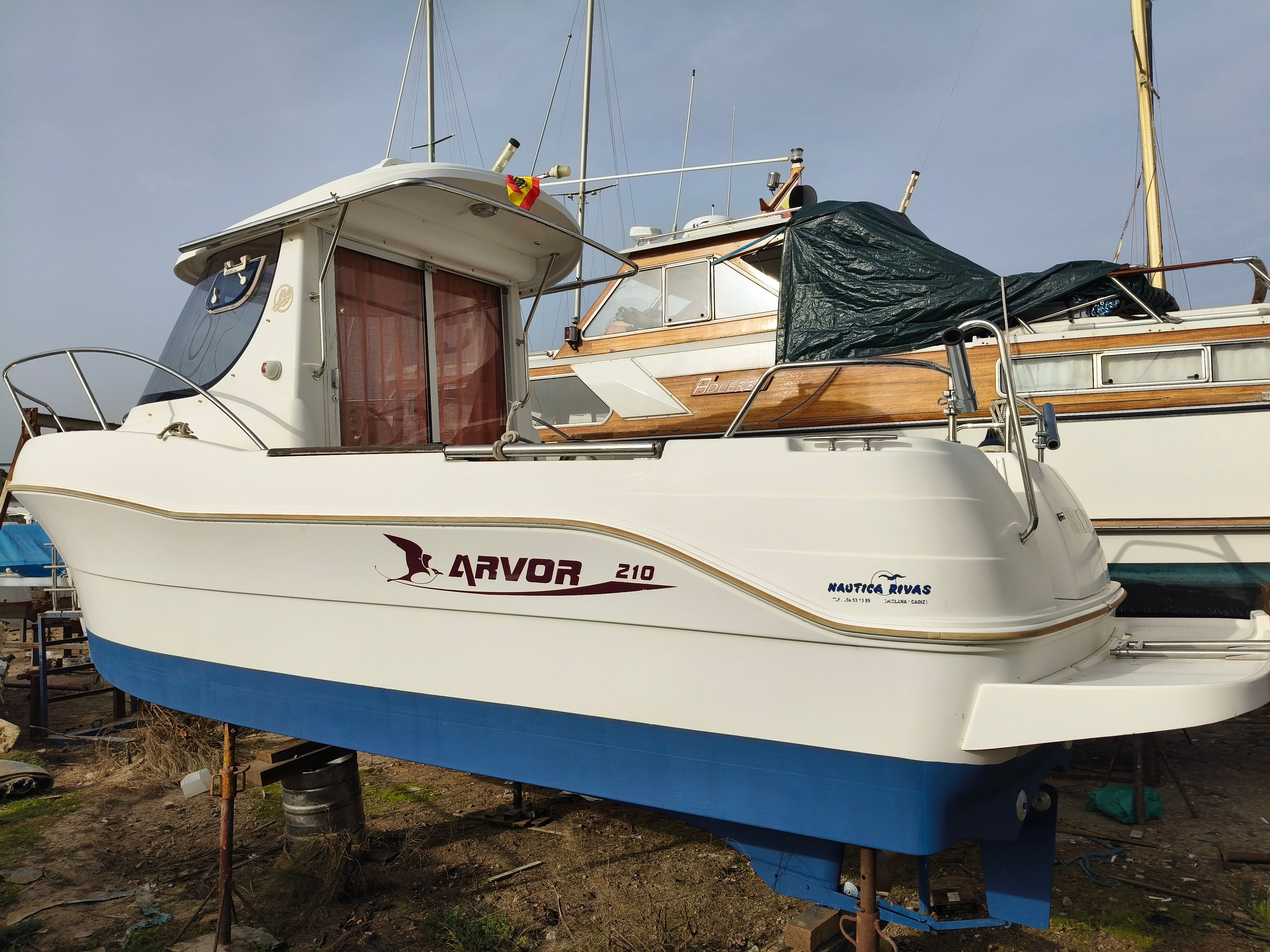 2010 Custom ARVOR 21