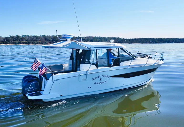 Roamin' Holiday Yacht Photos Pics 