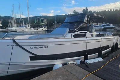 2025 Salpa Avandgarde 35