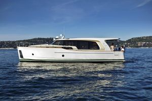 2023 Greenline 40