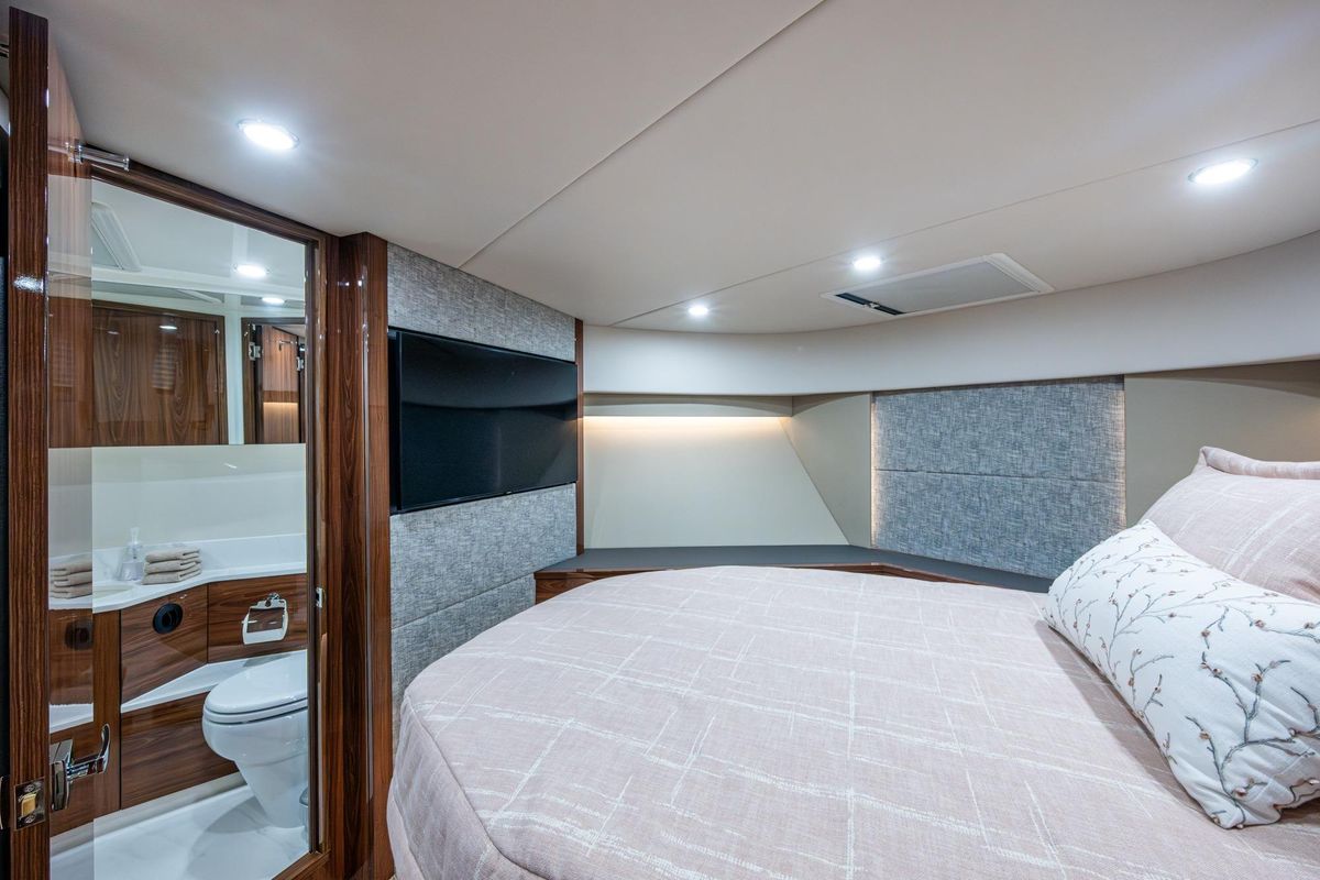2023 Maritimo 55 