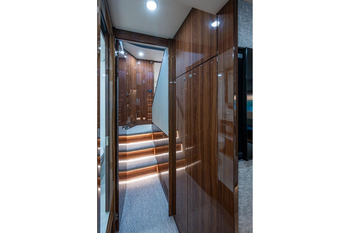 2023 Maritimo 55 