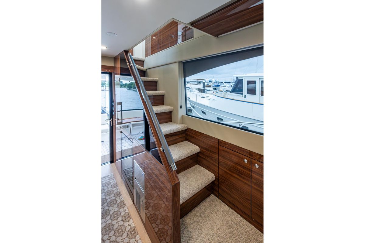 2023 Maritimo 55 