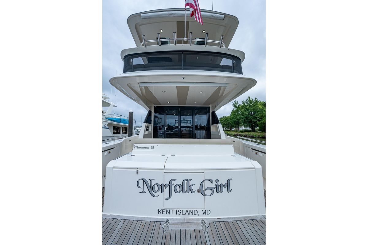2023 Maritimo 55 