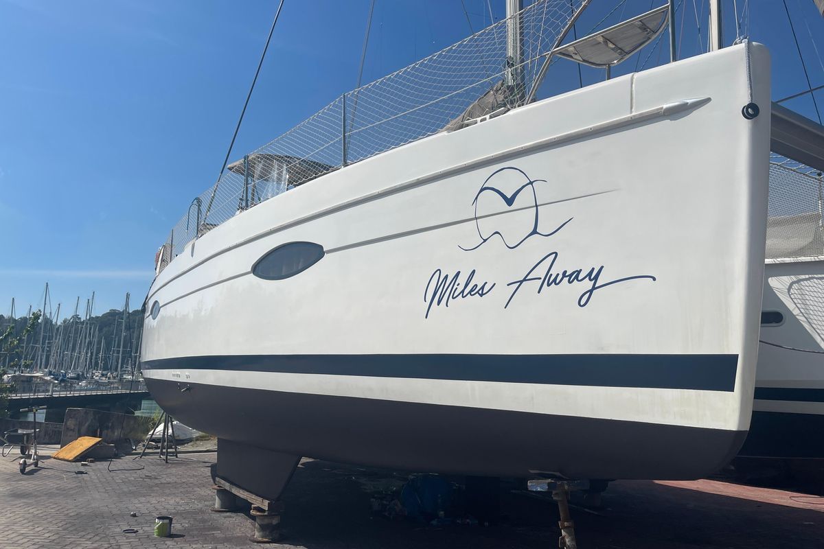 2014 Fountaine Pajot 44 