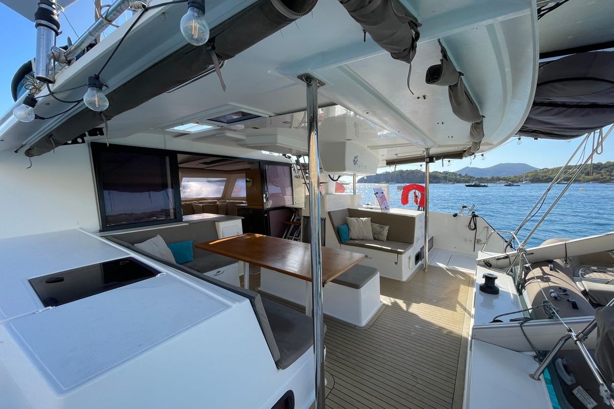 2014 Fountaine Pajot 44 