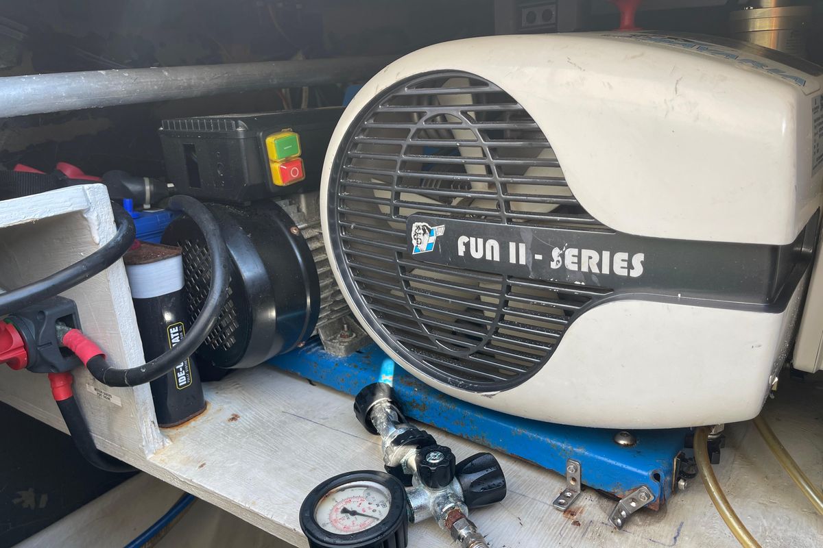 2014 Fountaine Pajot 44 