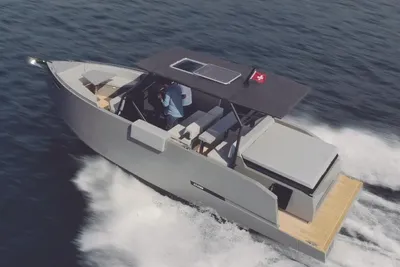 De Antonio Yachts D28 Xplorer