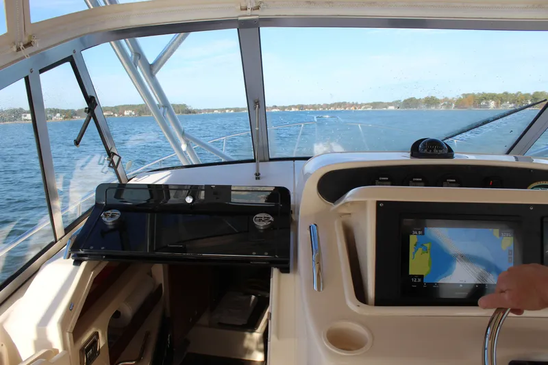 Tide Traveler Yacht Photos Pics 