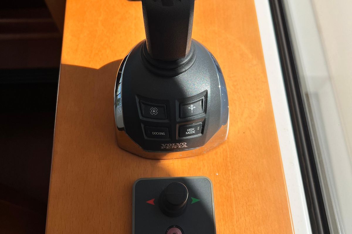2014 Beneteau 49 