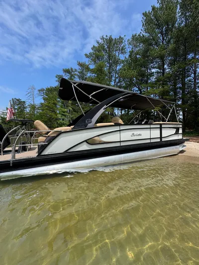  Yacht Photos Pics 2023 BARLETTA L25MA - Image 25