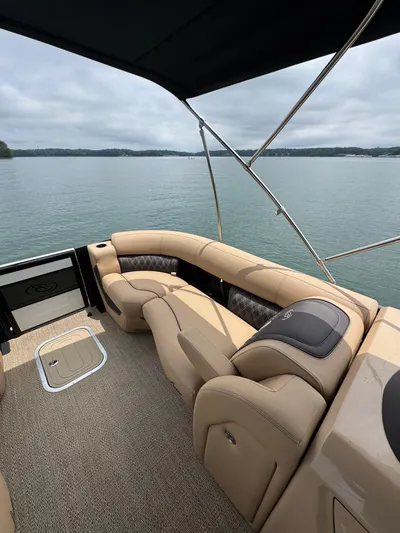  Yacht Photos Pics 2023 BARLETTA L25MA - Image 24