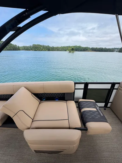  Yacht Photos Pics 2023 BARLETTA L25MA - Image 19