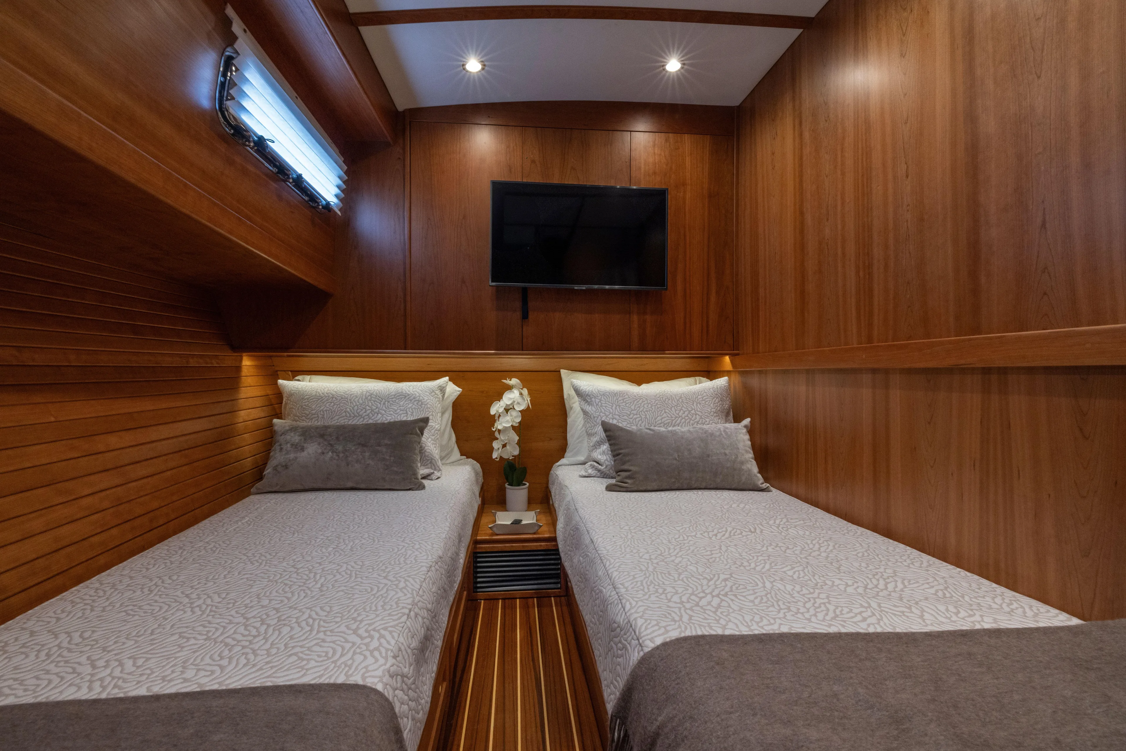 Beach To Beach Yacht Photos Pics Guest room to port with twins that electronically slide together for a full berth