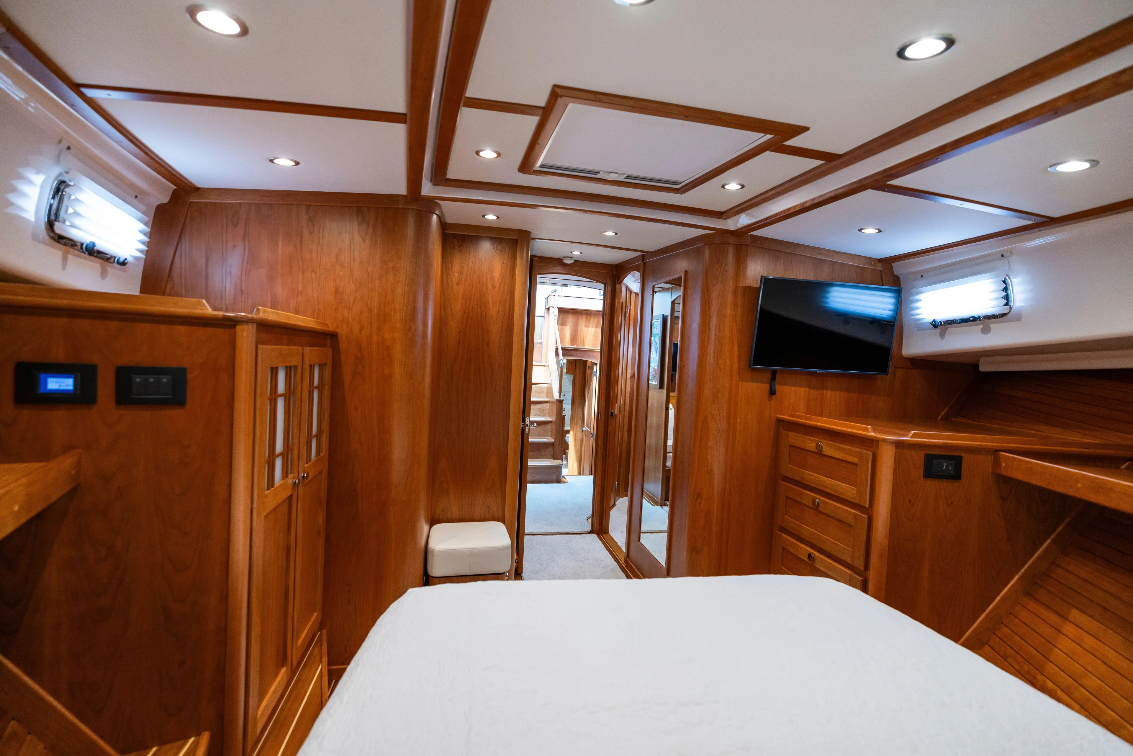 Beach To Beach Yacht Photos Pics VIP stateroom with lots of storage