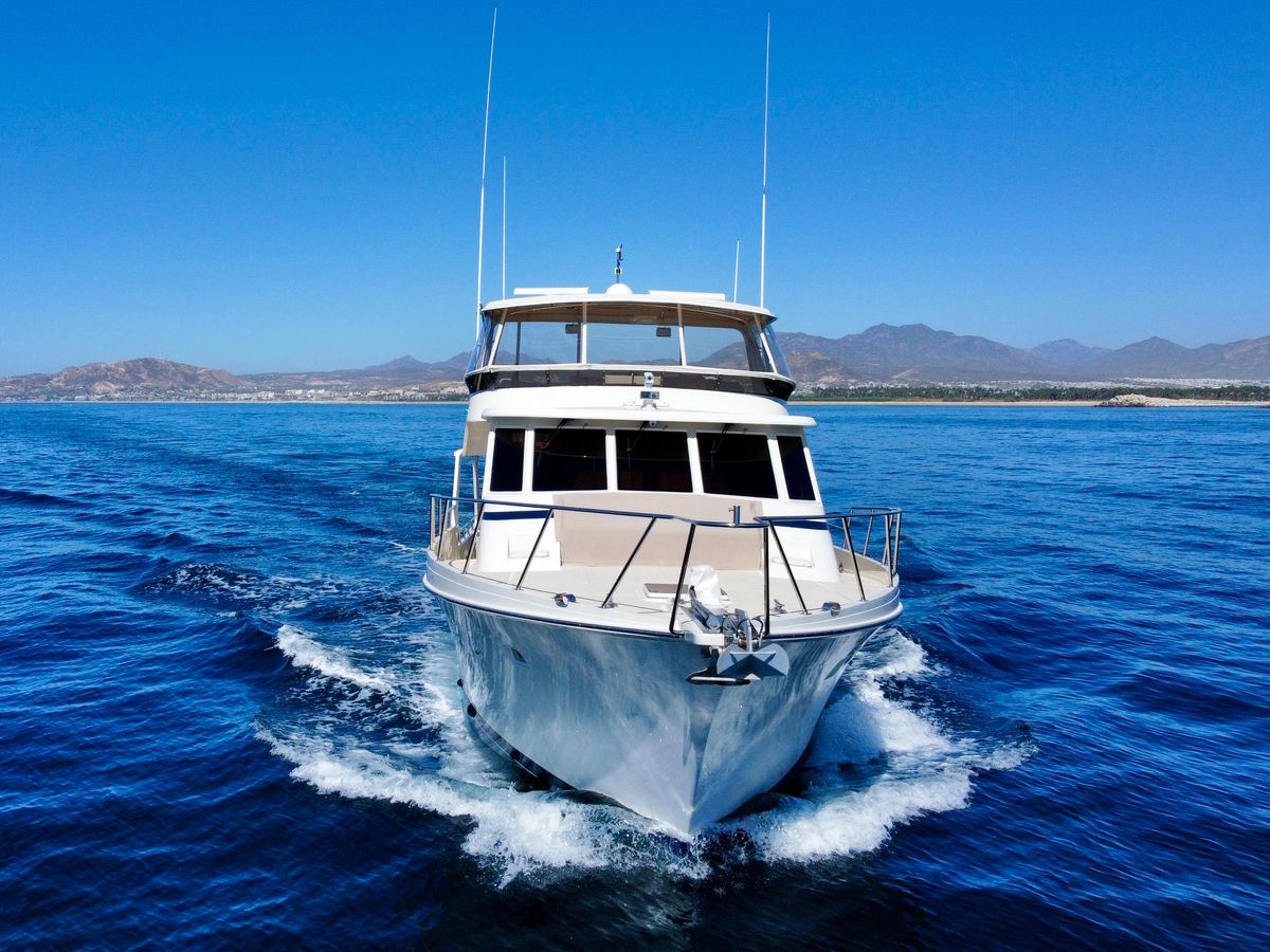 2000 Offshore Yachts 62 