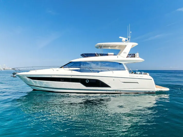 Anna Louise Yacht Photos Pics 