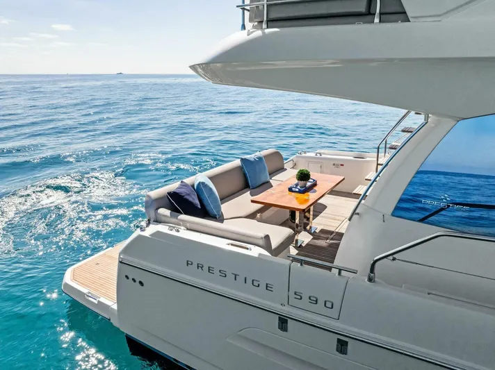 Anna Louise Yacht Photos Pics 