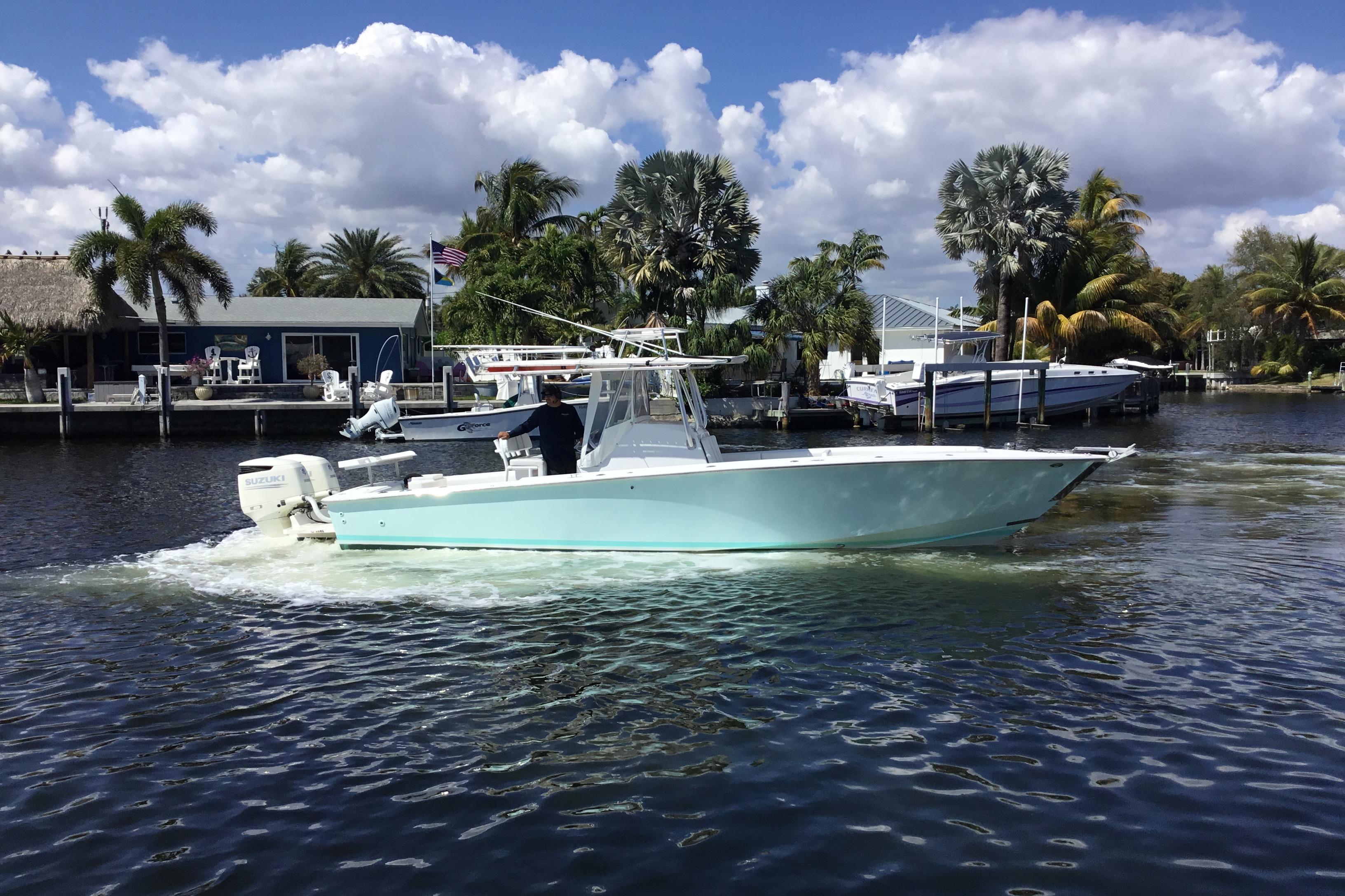 Jupiter 31 Center Console