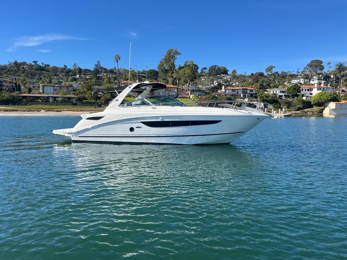 Just Plane Fun Yacht Photos Pics 2014 Sea Ray 350 Sundancer yacht cruising in la playa san diego